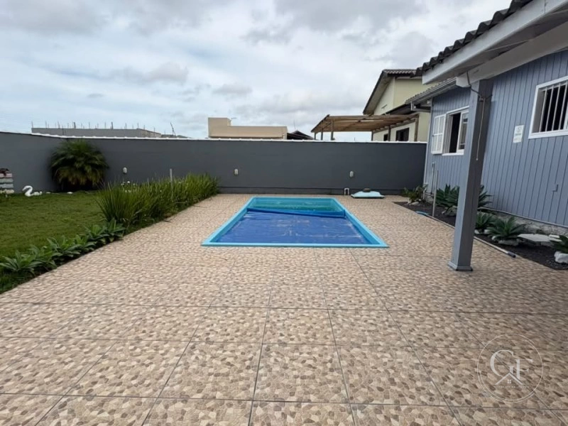 Casa com Piscina Balneário Gaivota - Jardim Ultramar