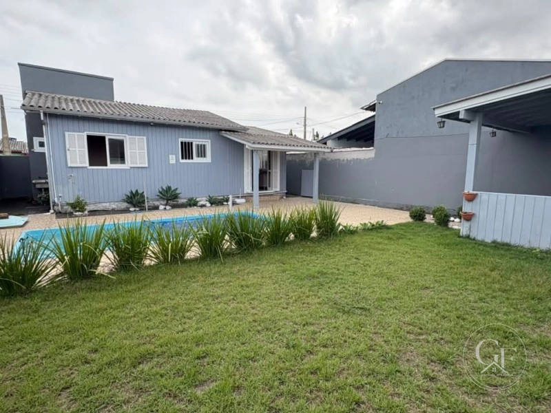 Casa com Piscina Balneário Gaivota - Jardim Ultramar