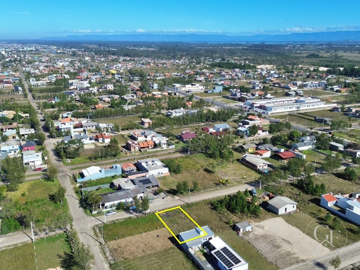 Terreno no Bairro Village Dunas