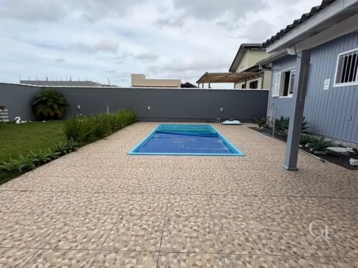 Casa com Piscina Balneário Gaivota - Jardim Ultramar